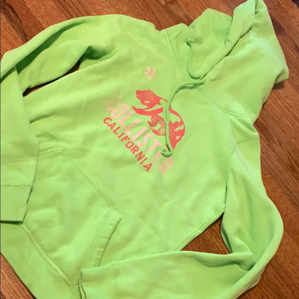 Sweat shirt